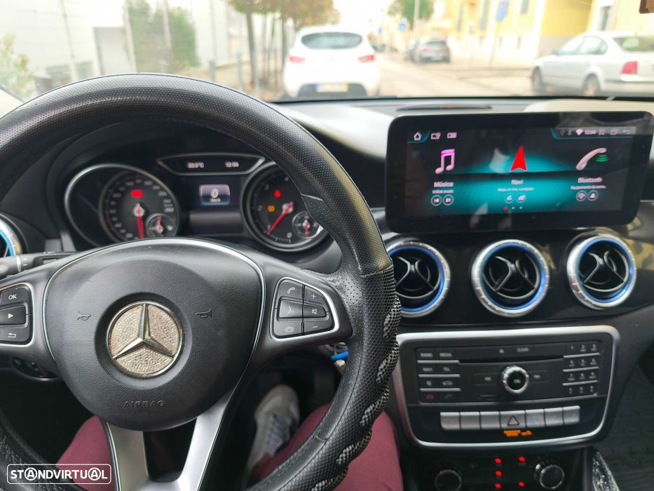Mercedes-Benz CLA 180 - 5