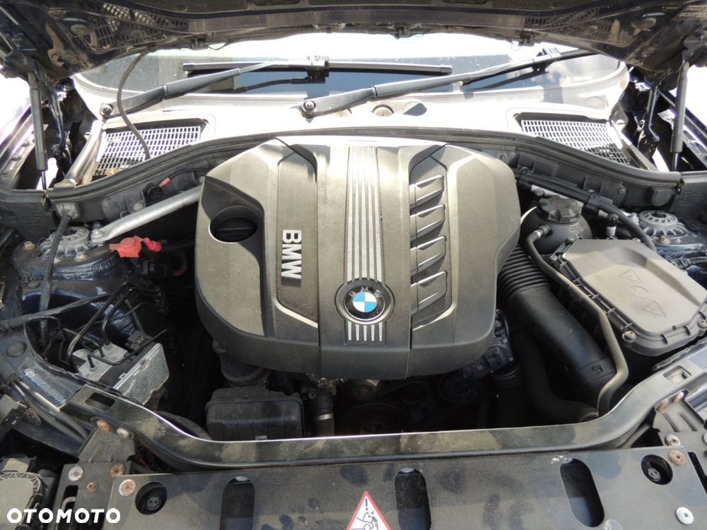 Pas przedni BMW X3 F25 '12 - 1