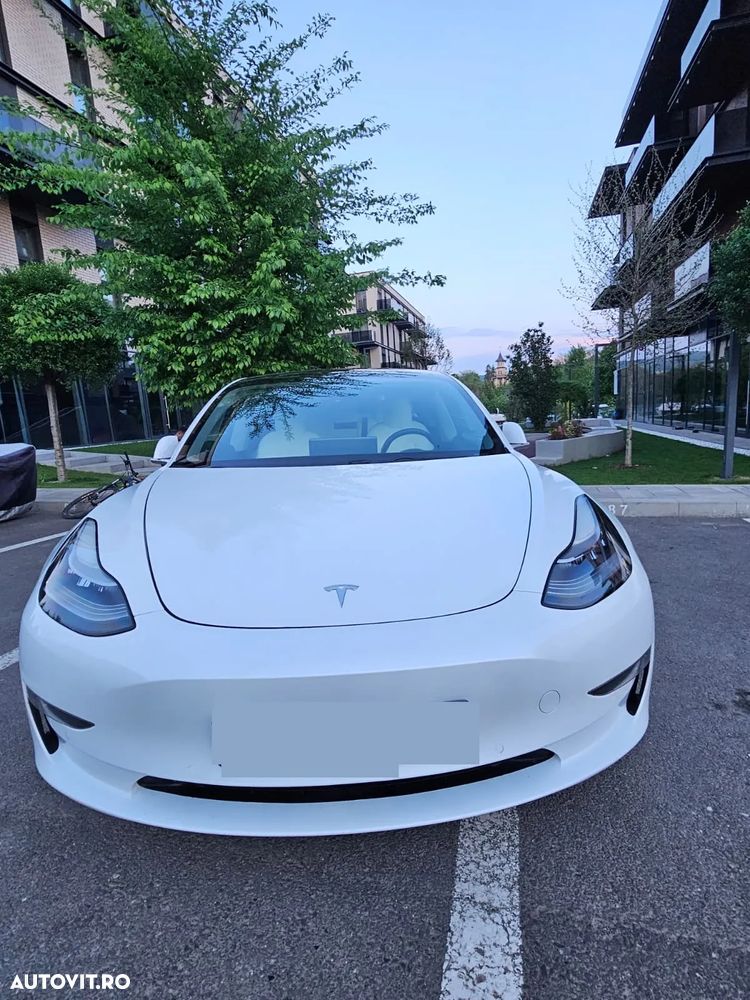 Tesla Model 3 Langstreckenbatterie Allradantrieb Dual Motor - 8