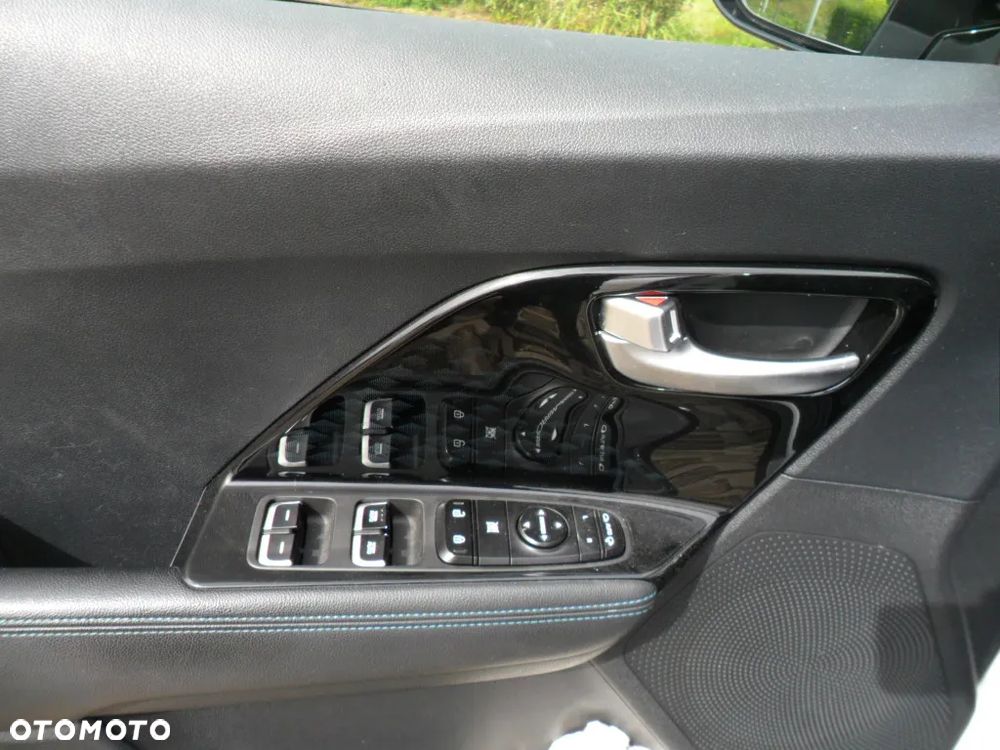 Kia Niro e-Niro 64kWh L - 17