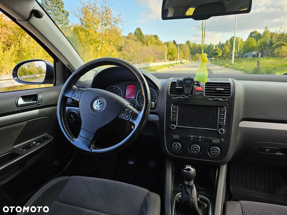 Volkswagen Jetta 2.0 FSI Comfortline - 8