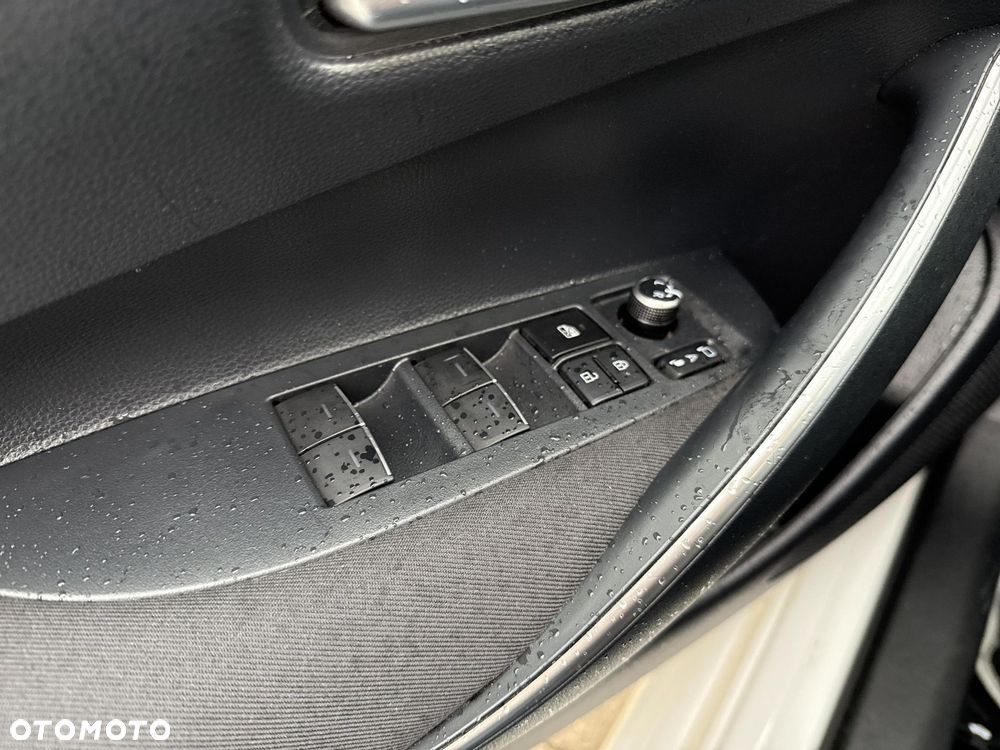 Toyota Corolla 1.8 Hybrid Comfort - 20