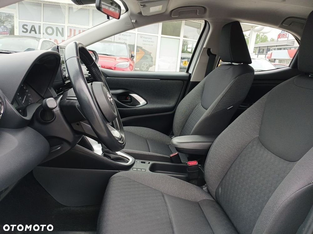 Toyota Yaris - 15