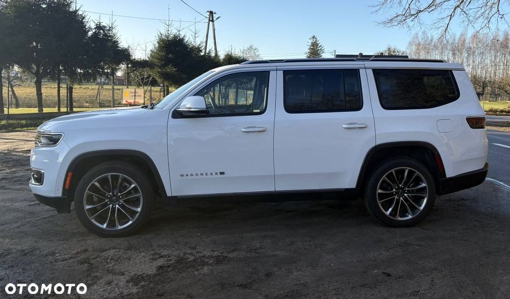 Jeep Wagoneer - 3