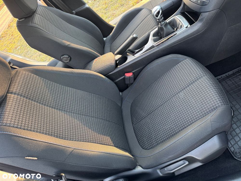 Peugeot 308 1.5 BlueHDi Business Line S&S - 18