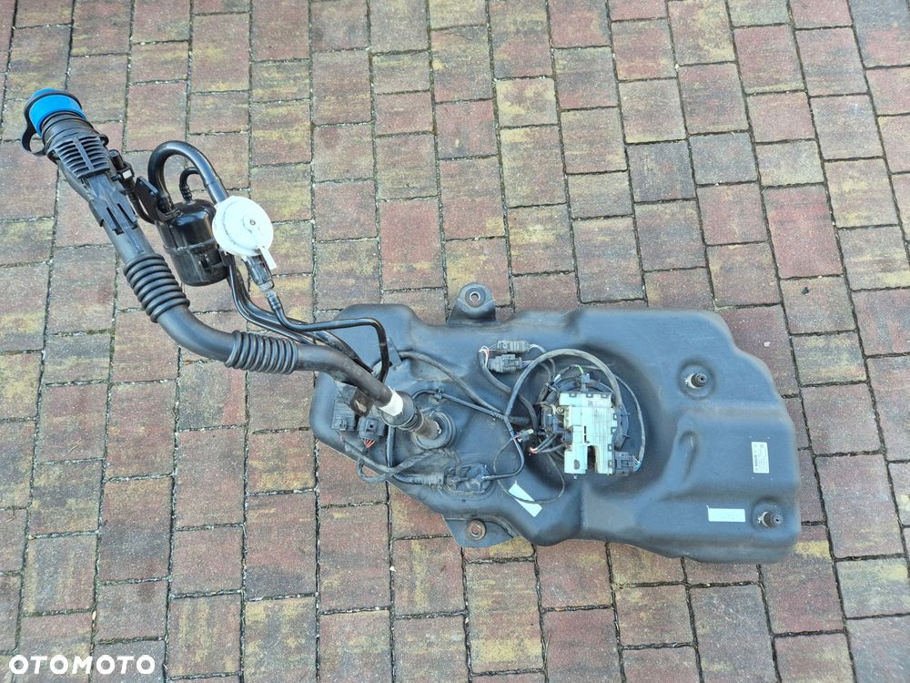 zbiornik adblue mercedes ml w166 1664706001 - 1