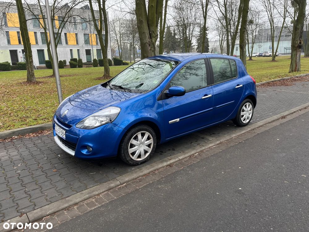 Renault Clio - 2