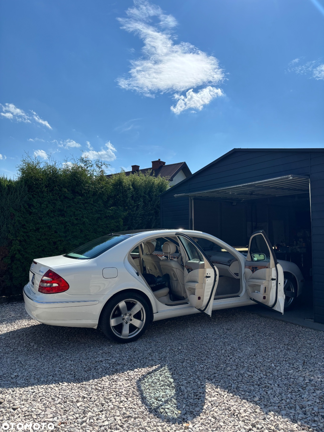 Mercedes-Benz Klasa E 500 4Matic Automatik Elegance - 6