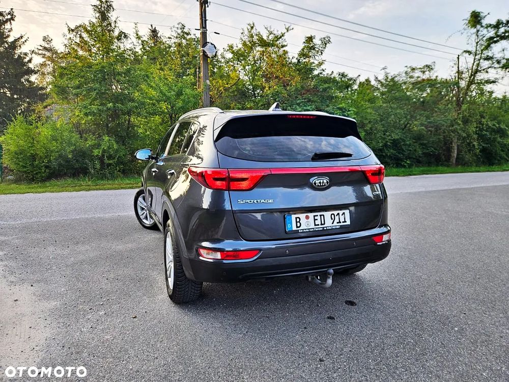 Kia Sportage 2.0 CRDI 4WD Automatik Dream-Team Edition - 13