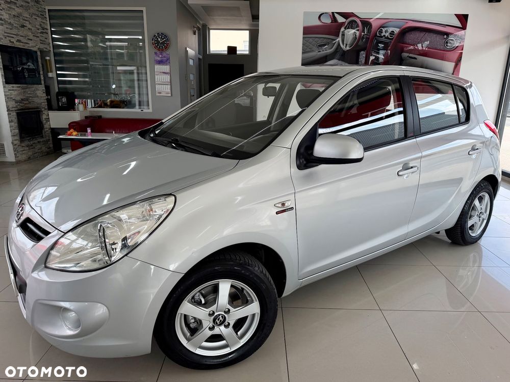 Hyundai i20 ver-1-2-classic-plus - 2
