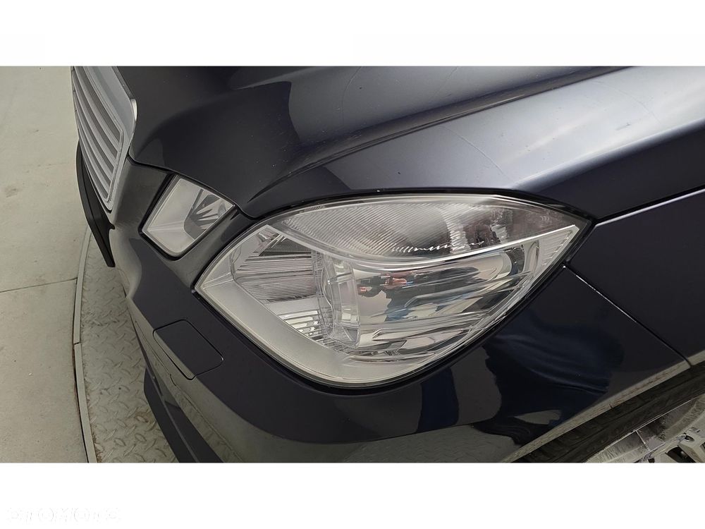 Mercedes-Benz Klasa E - 26