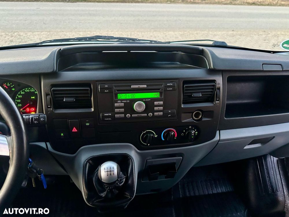 Ford Transit - 6