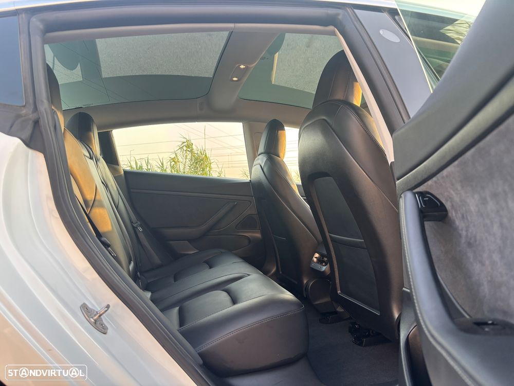 Tesla Model 3 Standard Range Plus RWD - 13