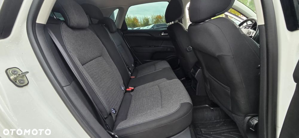 Citroën C4 PureTech e-THP 130 Exclusive - 36