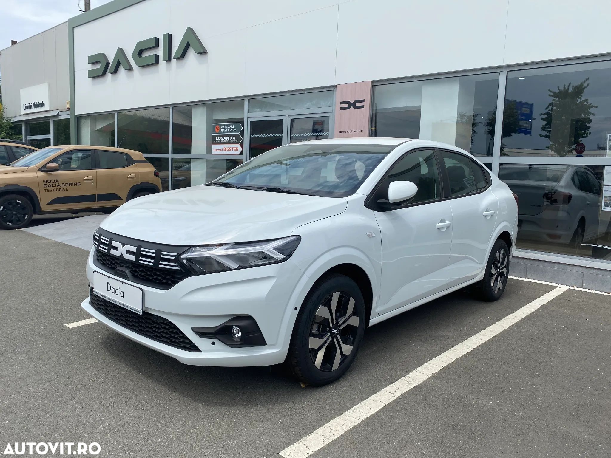 Dacia Logan ECO-G 100 MT6 Journey - 1