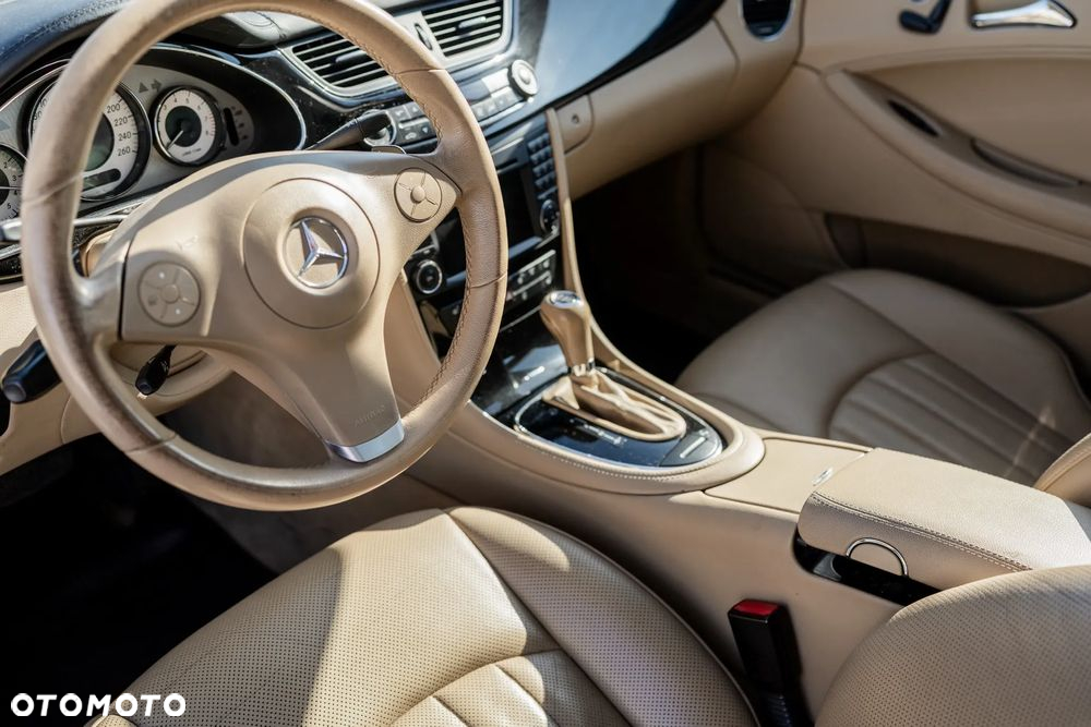 Mercedes-Benz CLS 350 CGI 7G-TRONIC - 13