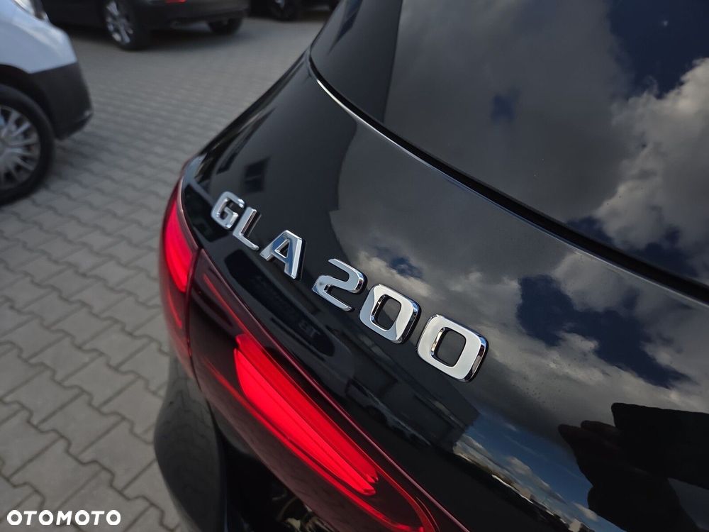 Mercedes-Benz GLA 200 AMG Line - 24