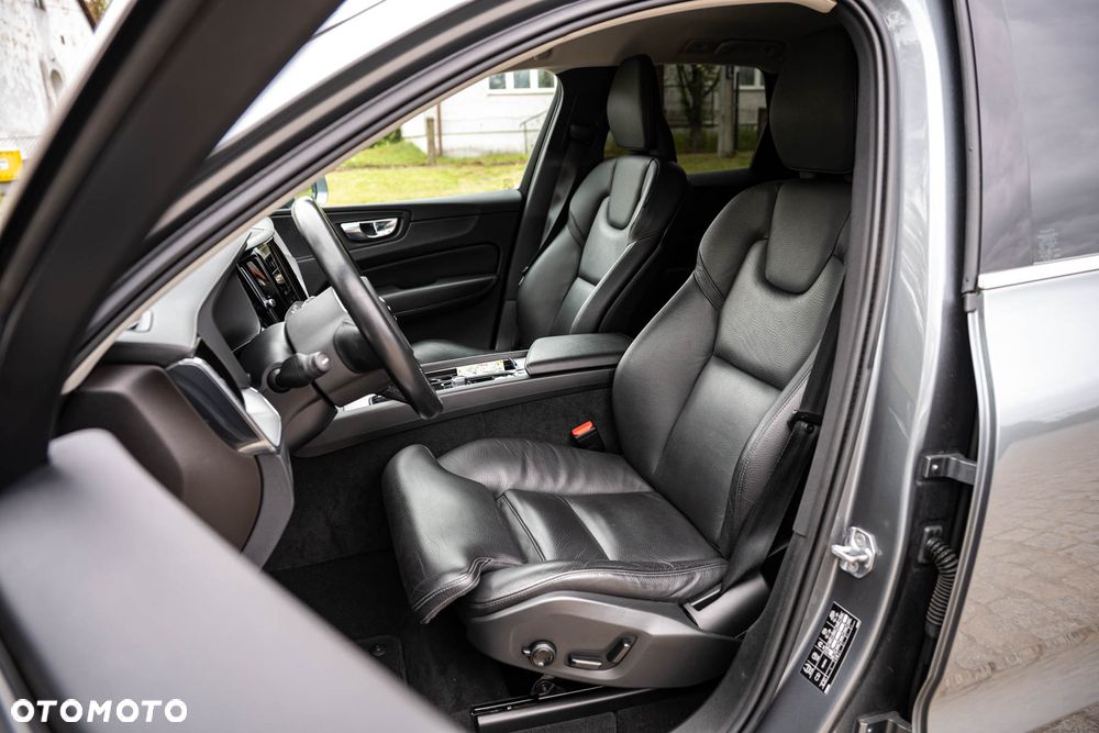 Volvo XC 60 B4 D Geartronic Inscription - 16