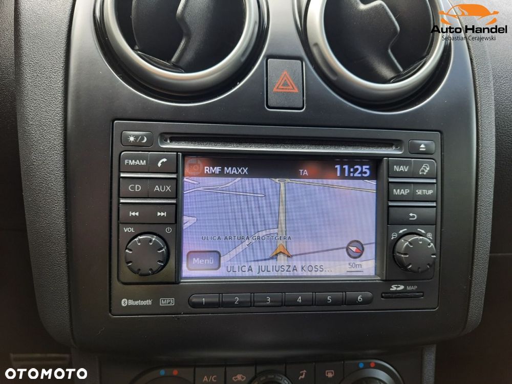 Nissan Qashqai 2.0 CVT tekna - 16