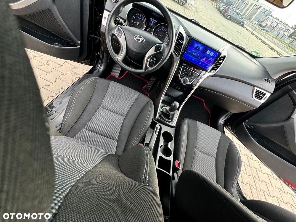 Hyundai i30 1.4 Premium - 8