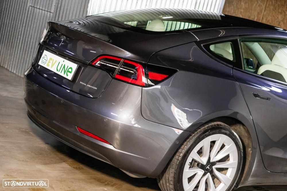 Tesla Model 3 Long Range AWD Dual Motor - 11