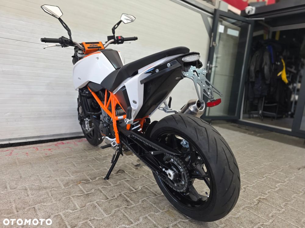 KTM Duke - 17