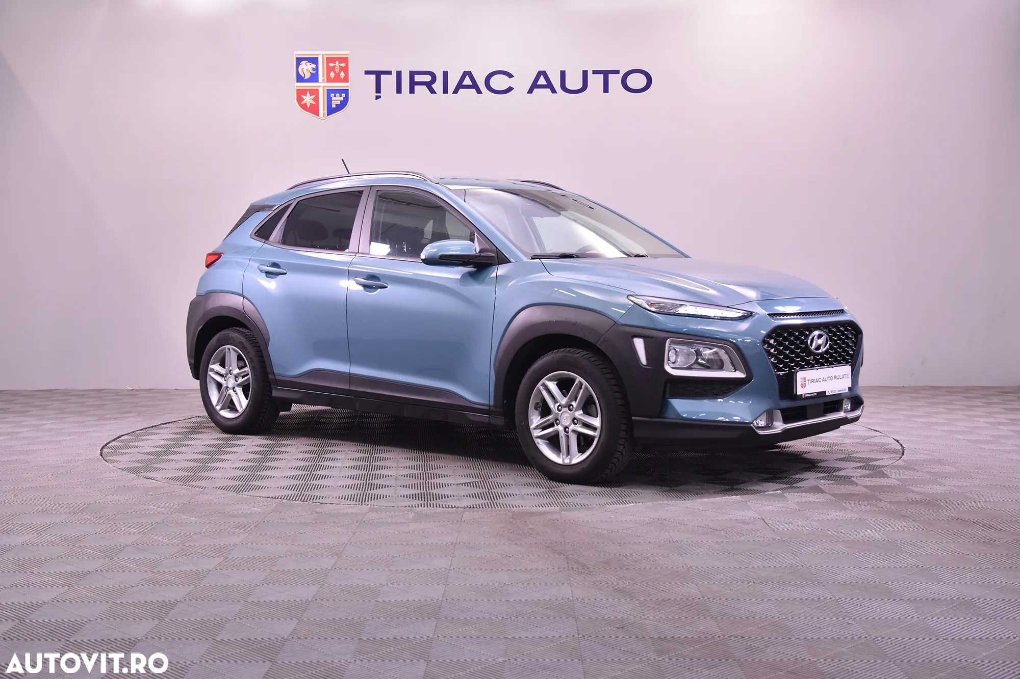 Hyundai KONA - 7