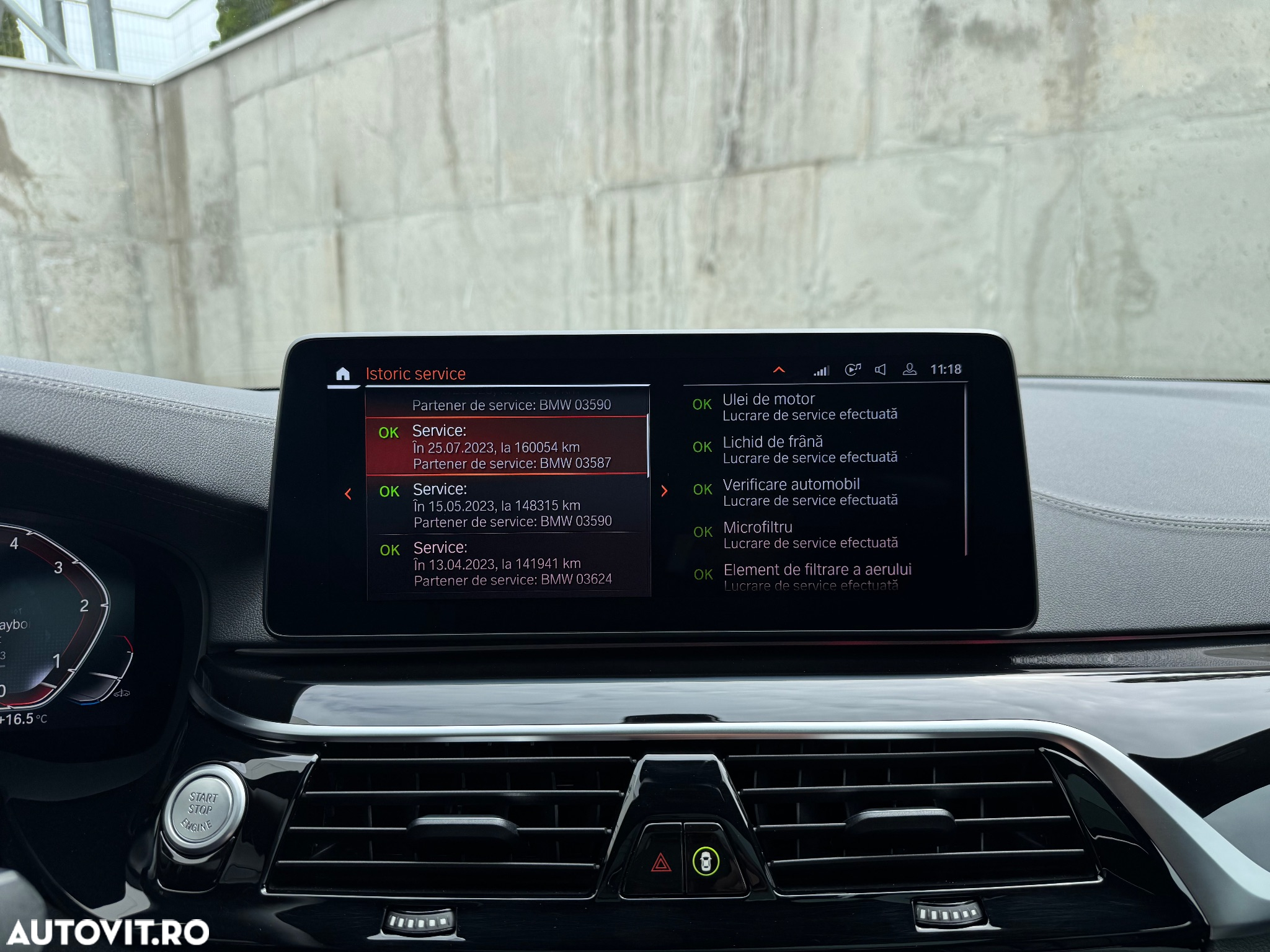 BMW Seria 5 530d xDrive AT MHEV - 25