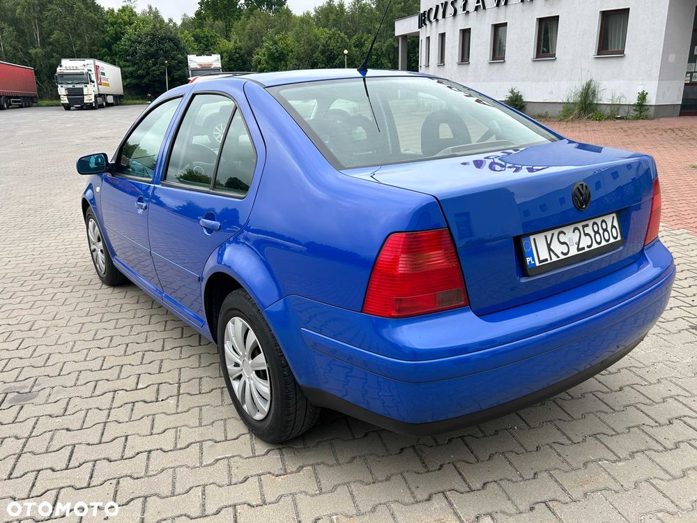 Volkswagen Bora - 2