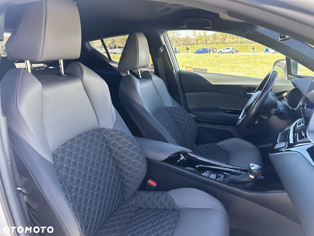 Toyota C-HR - 23