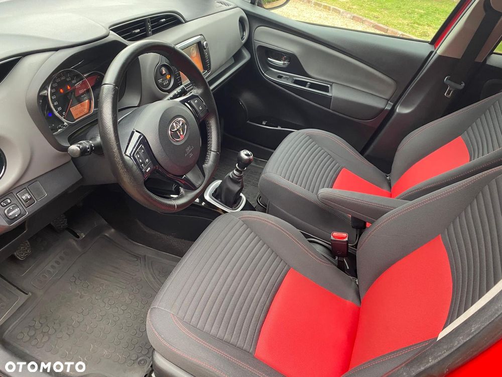 Toyota Yaris 1.33 Prestige - 6