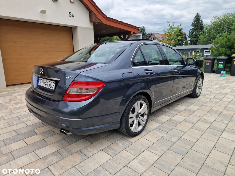 Mercedes-Benz Klasa C 320 CDI 7G-TRONIC Avantgarde DPF - 7