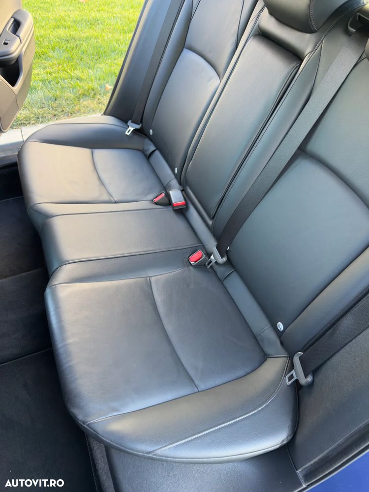 Honda Civic 1.5 i-VTEC Turbo CVT Prestige - 29