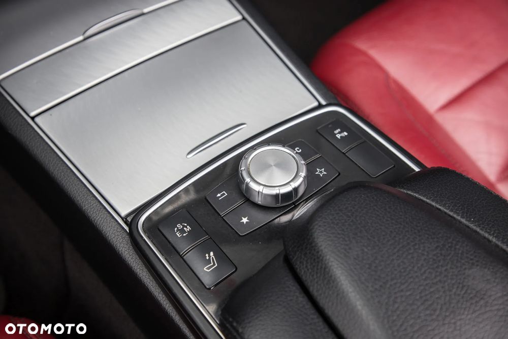 Mercedes-Benz Klasa E - 23