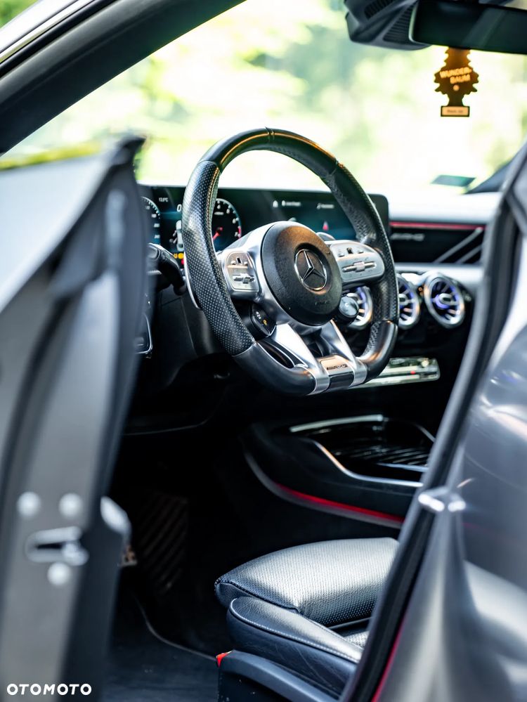 Mercedes-Benz CLA AMG 45 4-Matic - 31