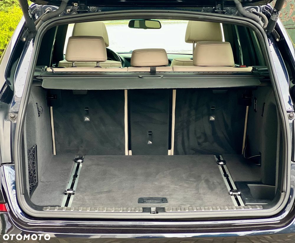 BMW X3 xDrive28i - 32