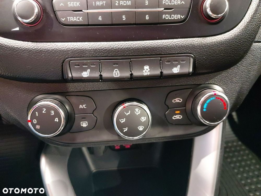 Kia Ceed 1.4 M - 23