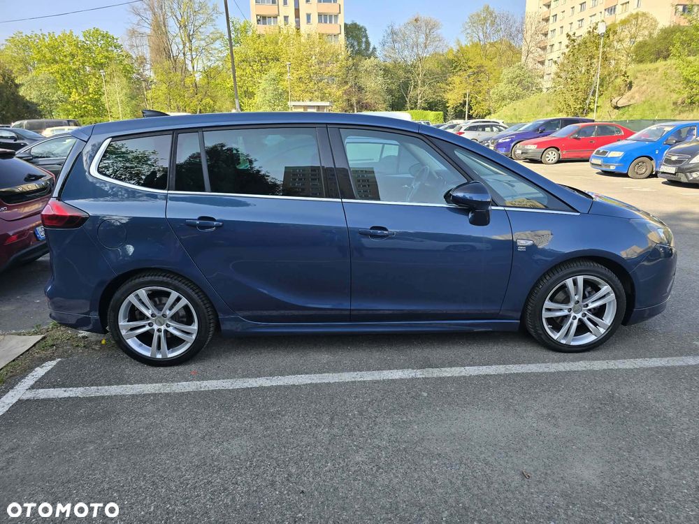 Opel Zafira 1.6 CDTI Cosmo - 1