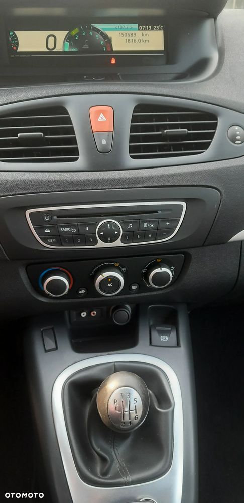 Renault Scenic 1.6 16V Authentique - 18
