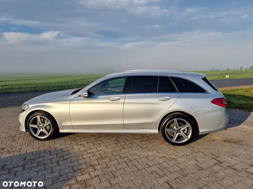 Mercedes-Benz Klasa C 220 d 4Matic 9G-TRONIC AMG Line - 14