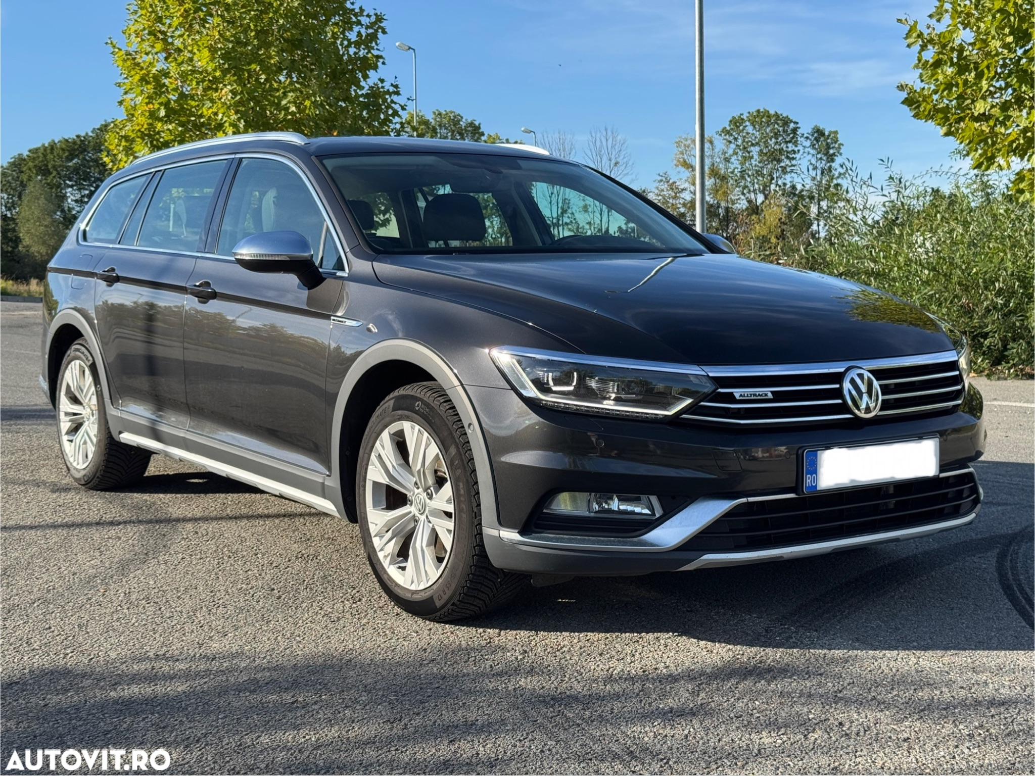 Volkswagen Passat Alltrack 2.0 TDI DSG 4Motion - 2