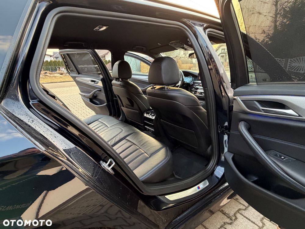 BMW Seria 5 520d M Sport Edition - 27