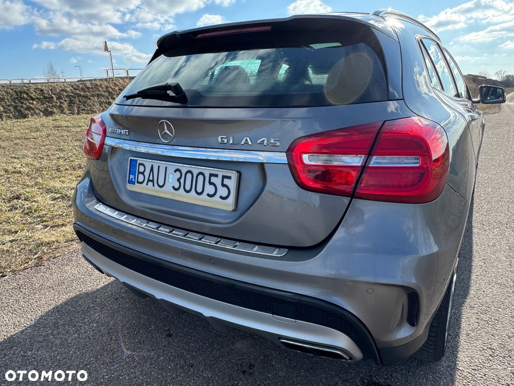 Mercedes-Benz GLA - 6