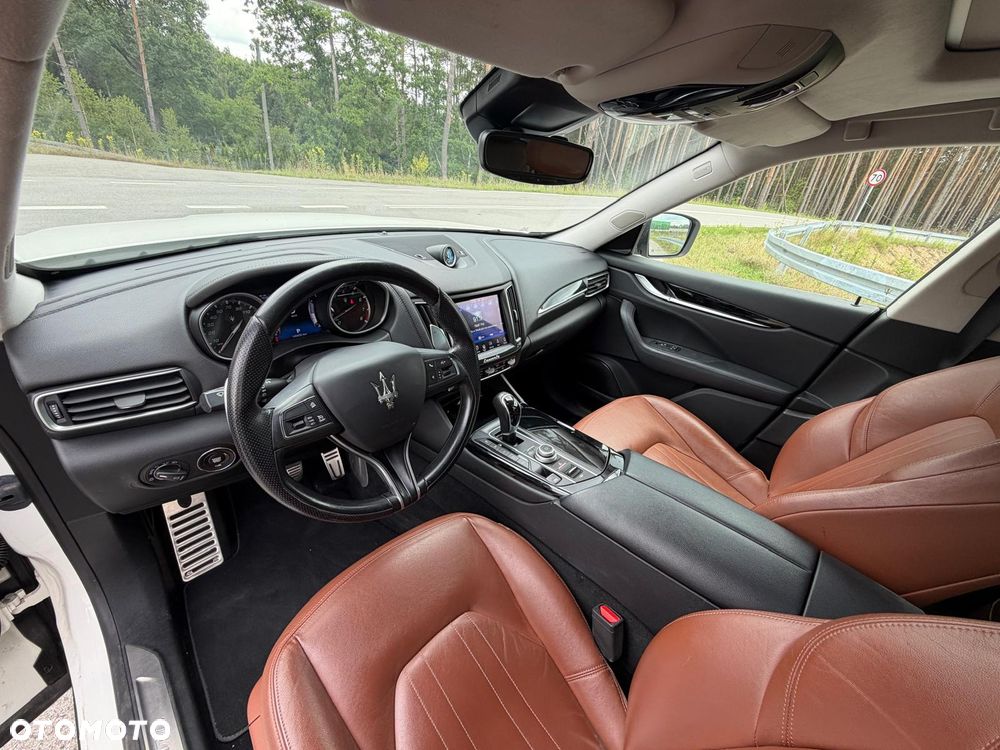 Maserati Levante Standard - 9