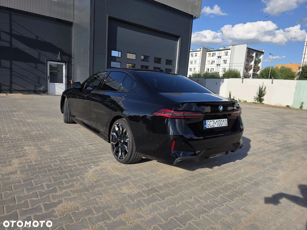 BMW Seria 5 520i mHEV M Sport sport - 2
