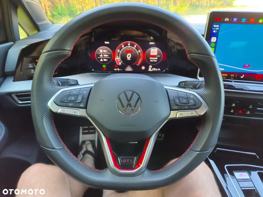 Volkswagen Golf - 15