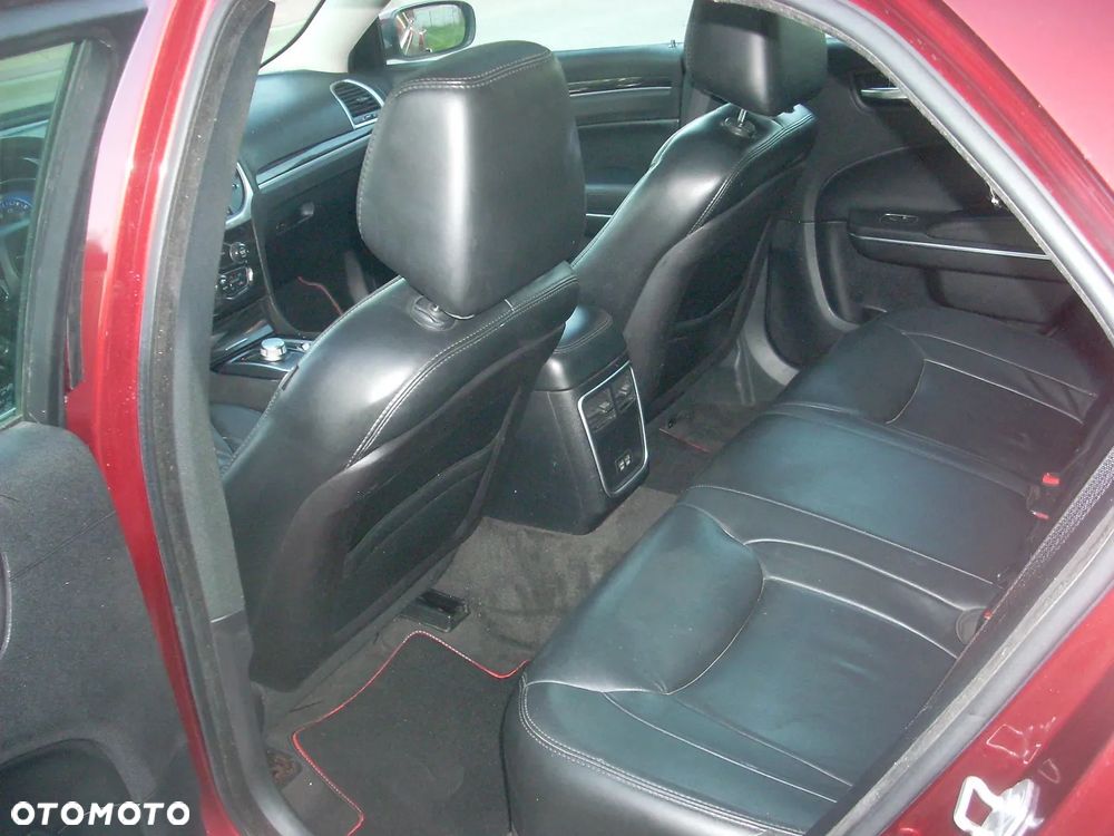 Chrysler 300 - 13