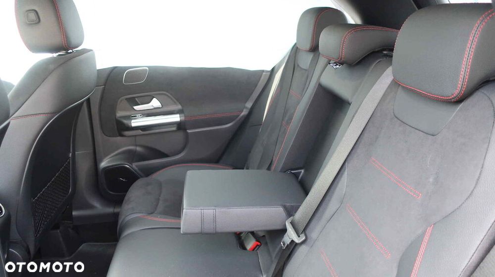 Mercedes-Benz Klasa B 250 4Matic 8G-DCT Progressive Advanced - 11