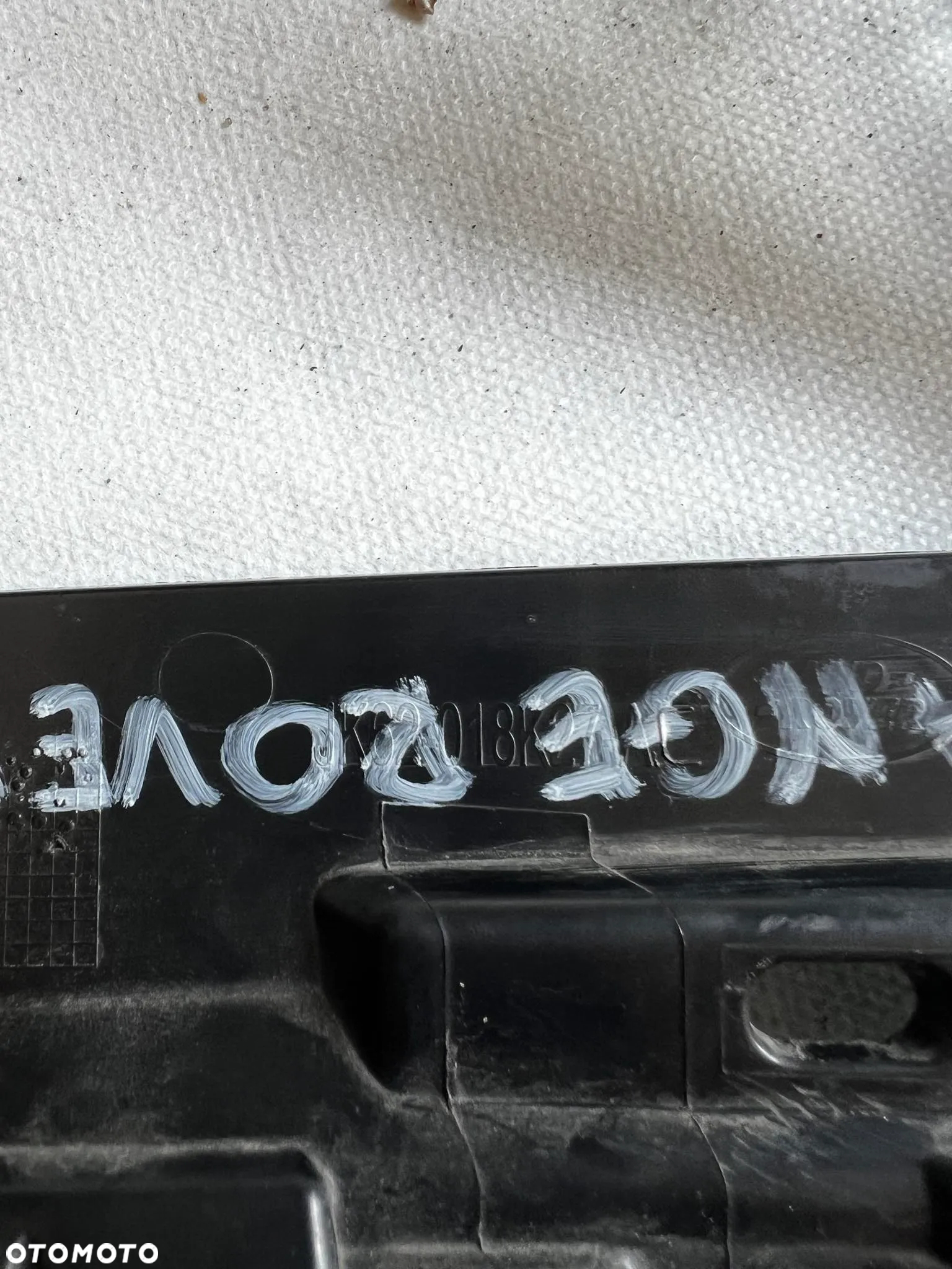 RANGE ROVER SPORT KRATKA DOLNA BOCZNA ZDERZAKA PRZEDNIEGO - 8