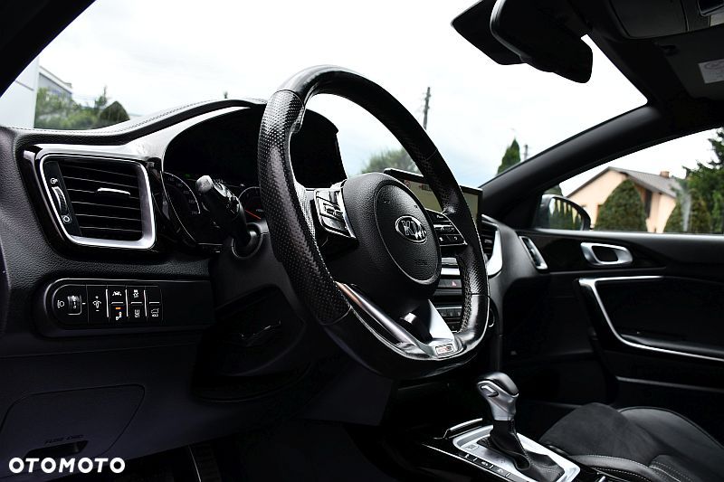 Kia ProCeed 1.4 T-GDI DCT7 OPF GT LINE - 11